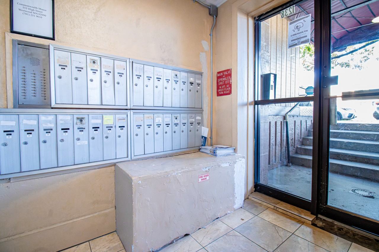 1238 Commonwealth Ave #36 - Photo 5 of 7