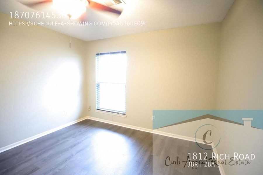 1812 Rich Rd - Photo 5 of 26