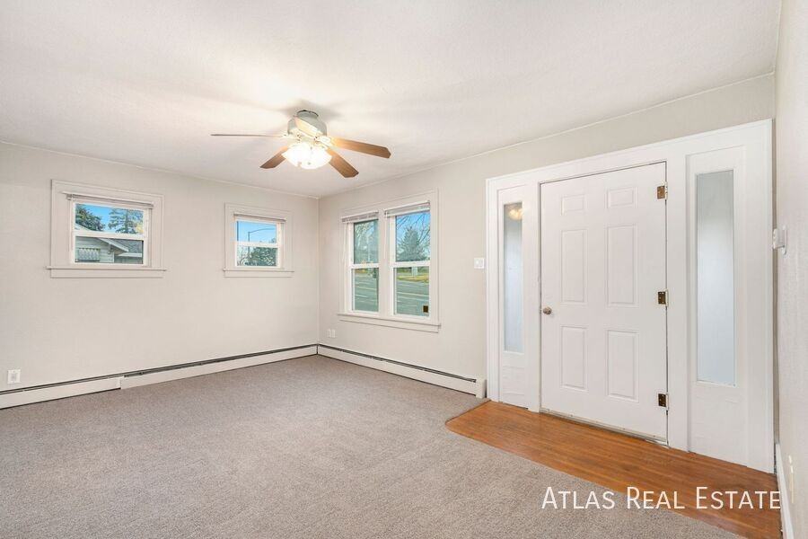 1119 E 20th St #A - Photo 4 of 13