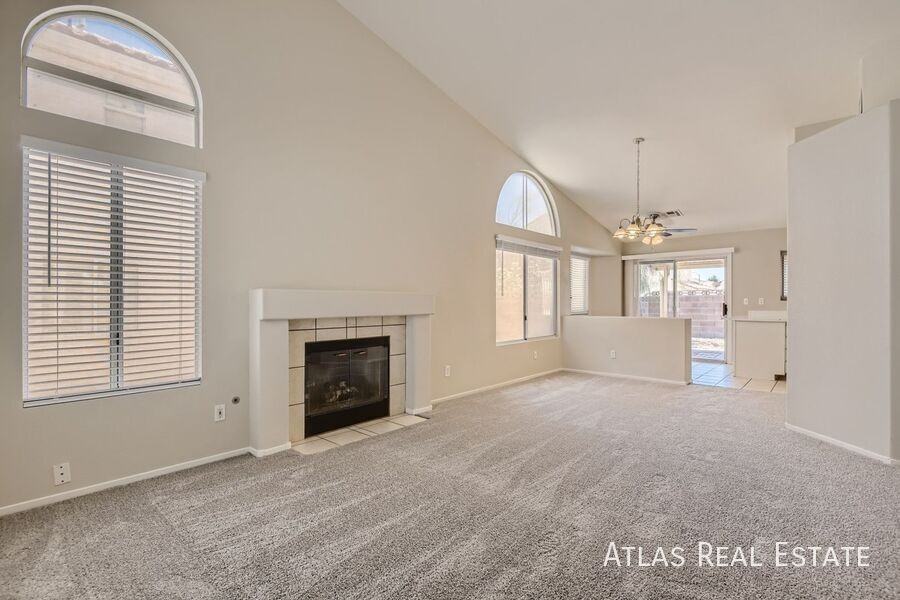 1833 Fan Fare Dr - Photo 3 of 18