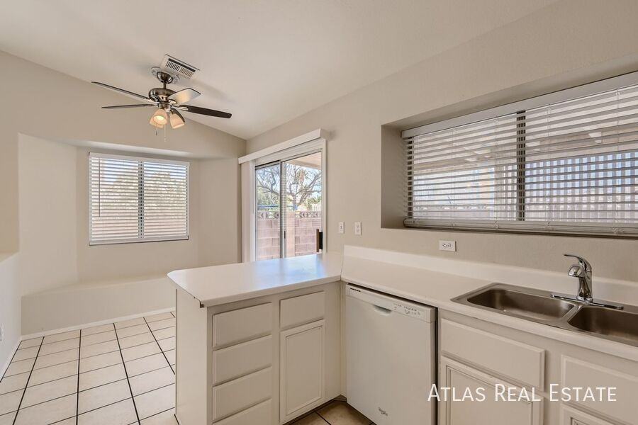 1833 Fan Fare Dr - Photo 6 of 18