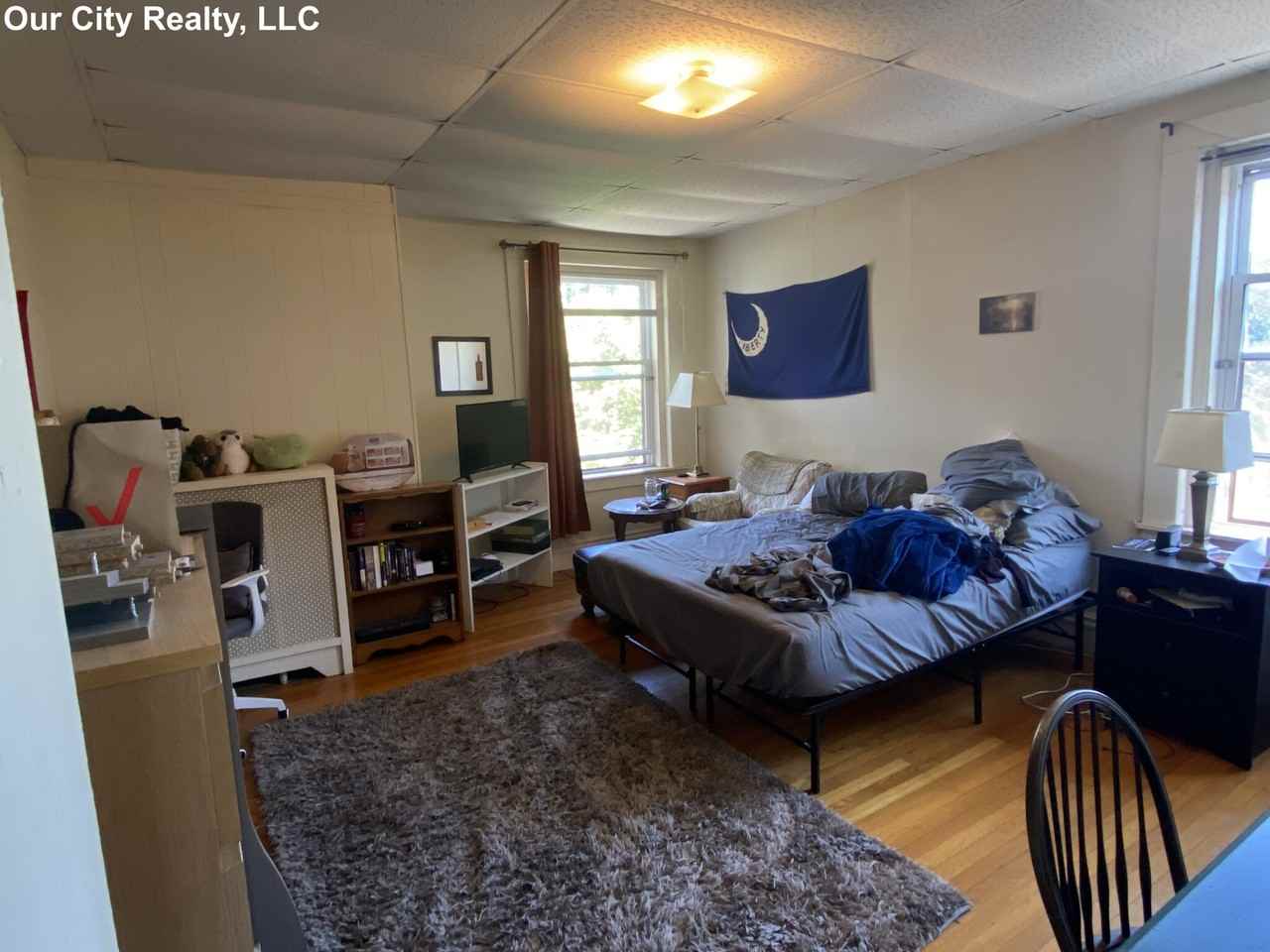 Beacon St #18 - Photo 3 of 16