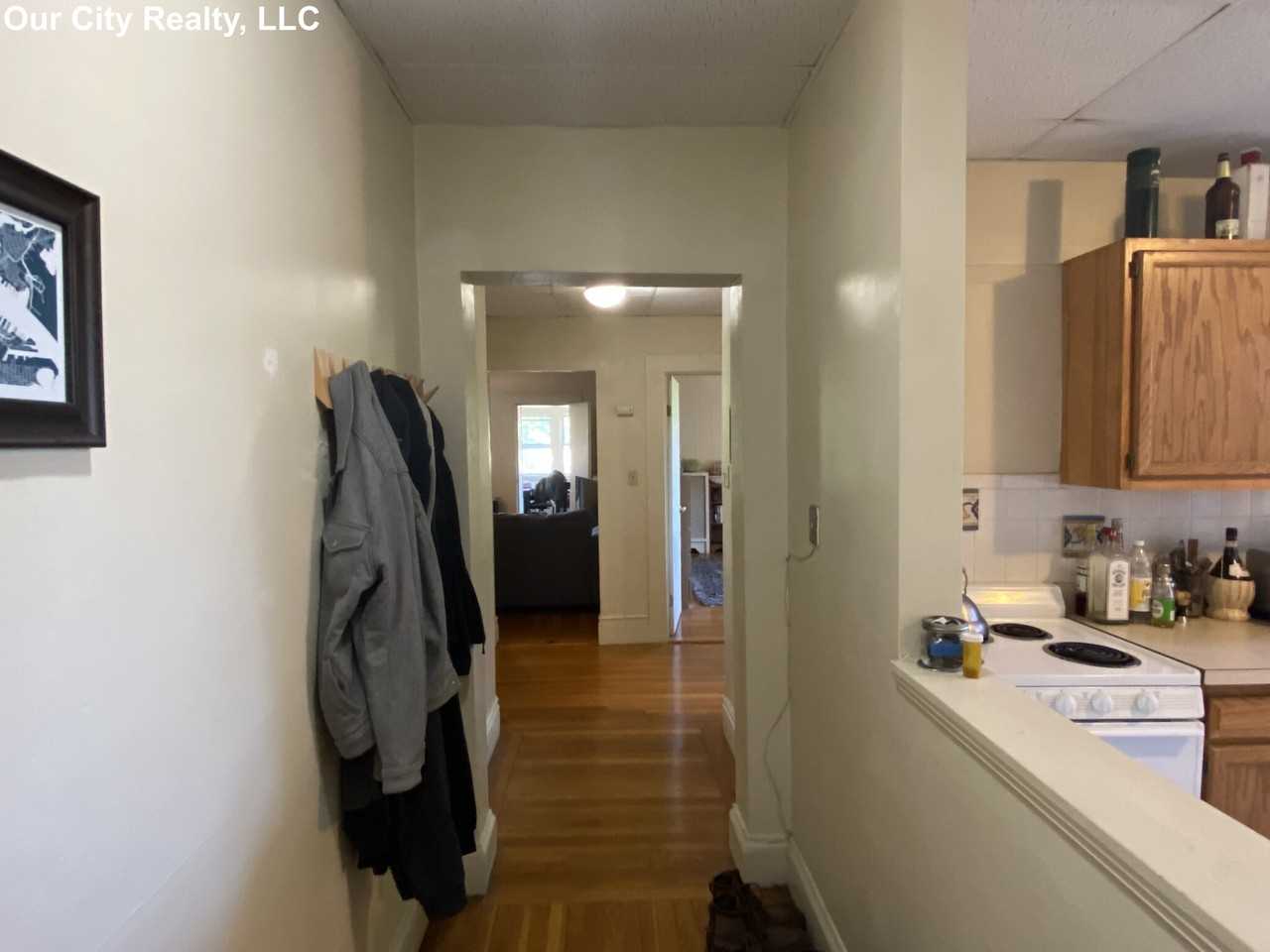 Beacon St #18 - Photo 4 of 16