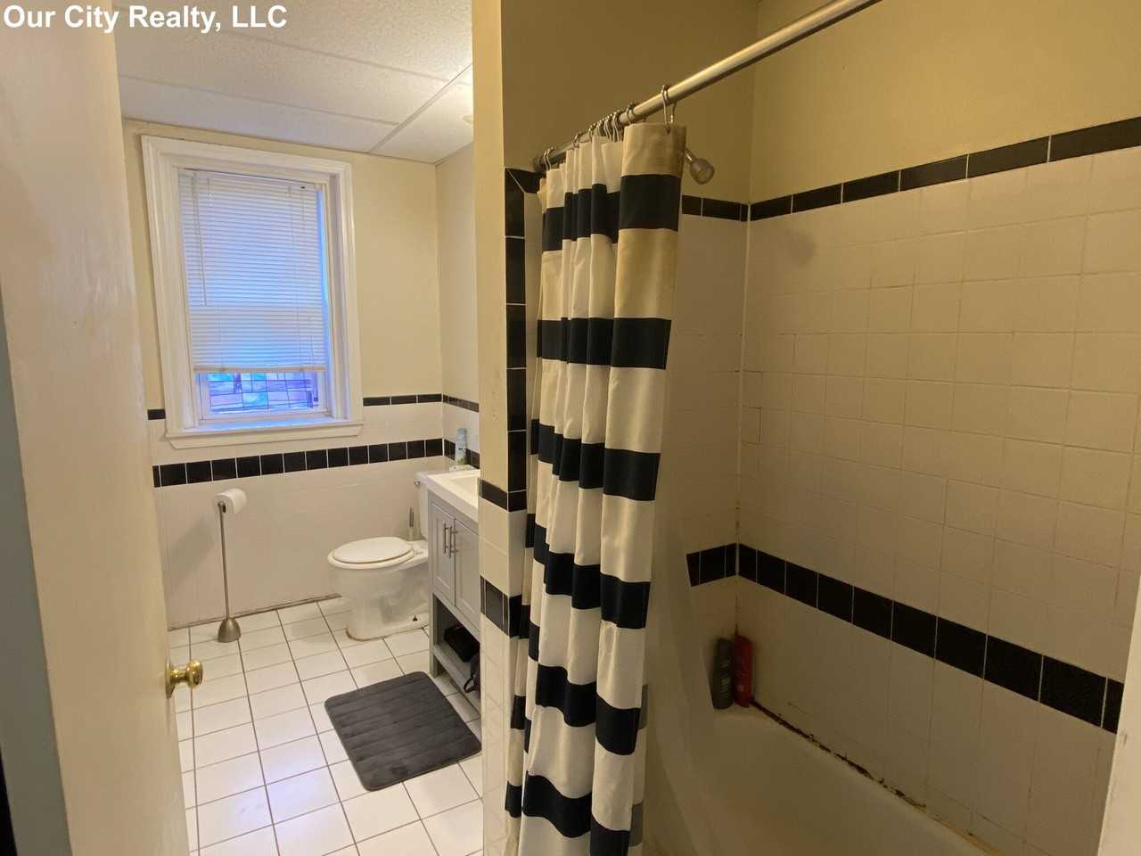 Beacon St #18 - Photo 5 of 16