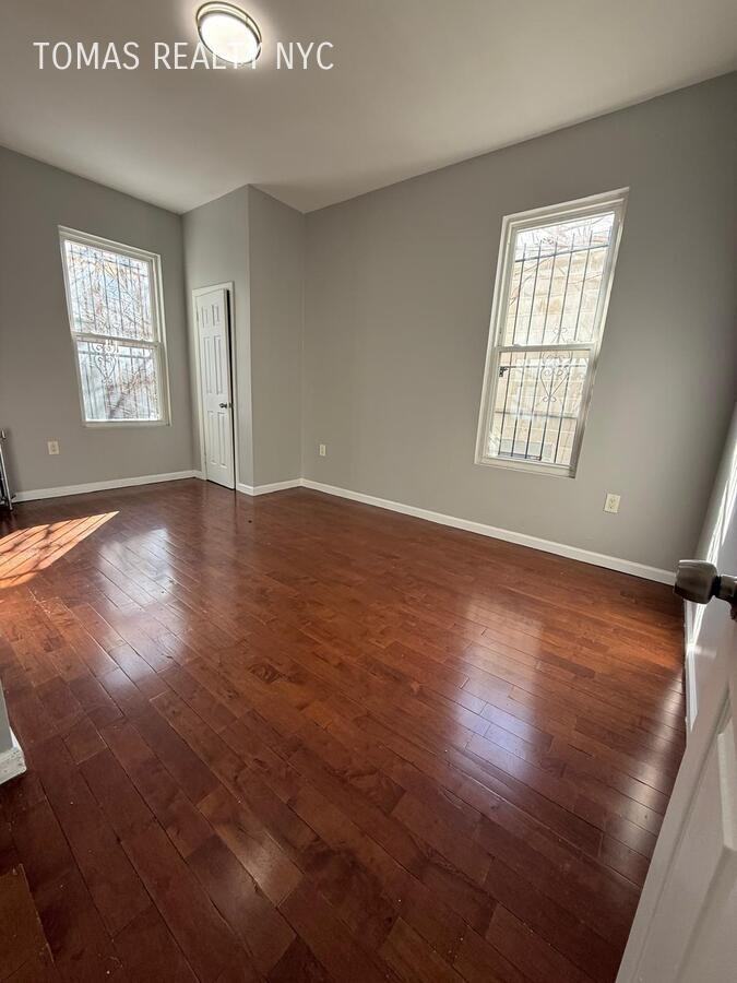 2106 Arthur Ave - Photo 4 of 12