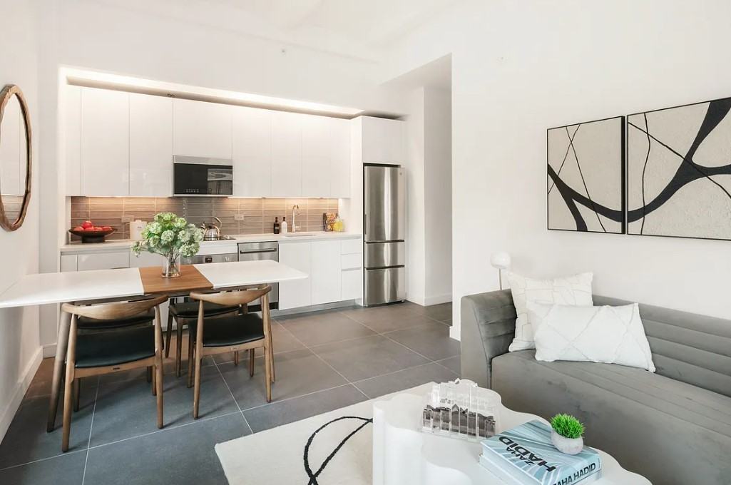 652 1st Ave #8L - Photo 2 of 12