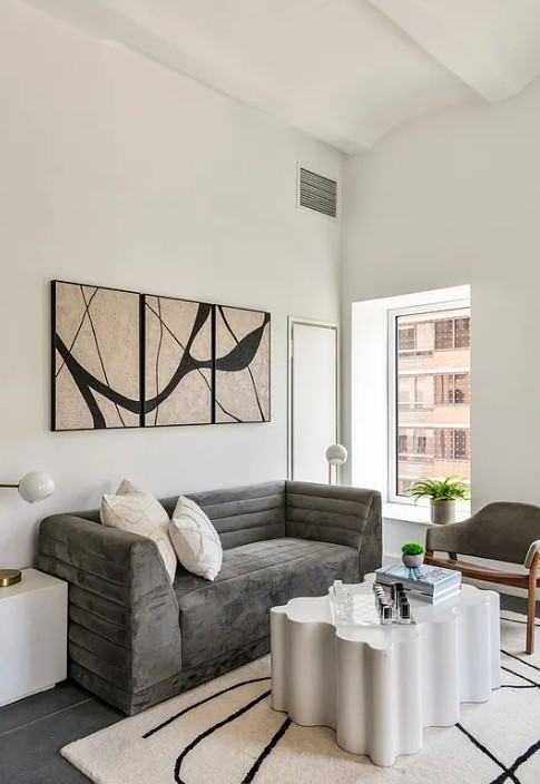 652 1st Ave #8L - Photo 4 of 12