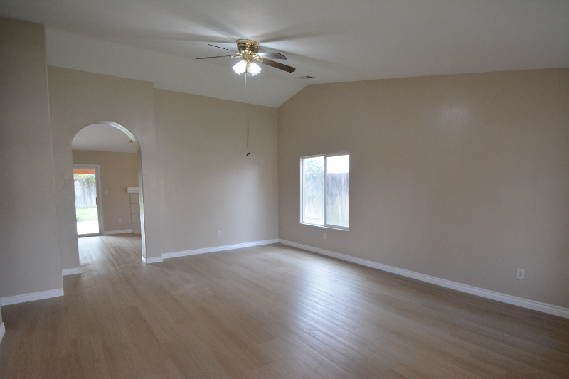 3611 Bridget Ave - Photo 4 of 17