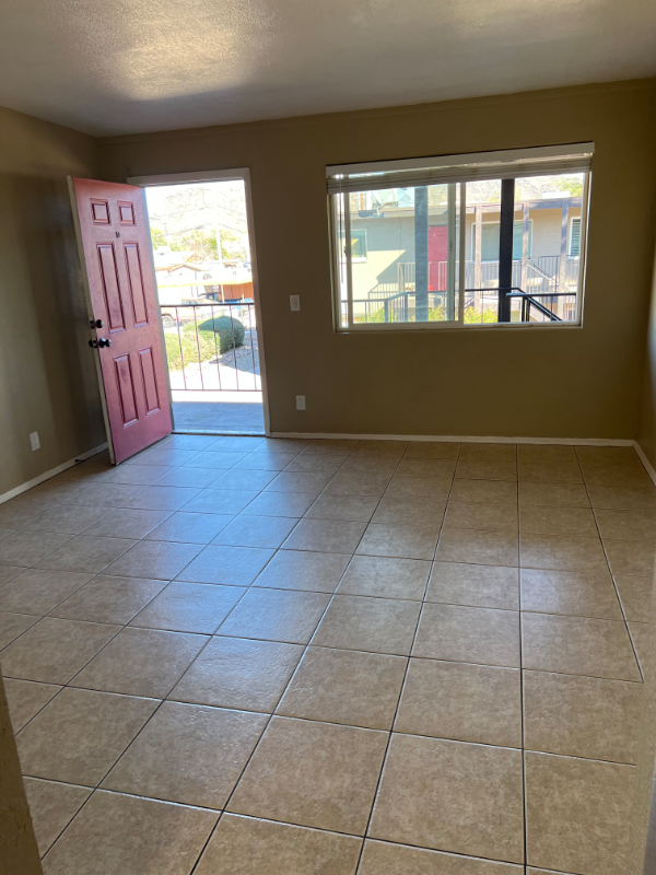 820 E Purdue Ave #D - Photo 6 of 9