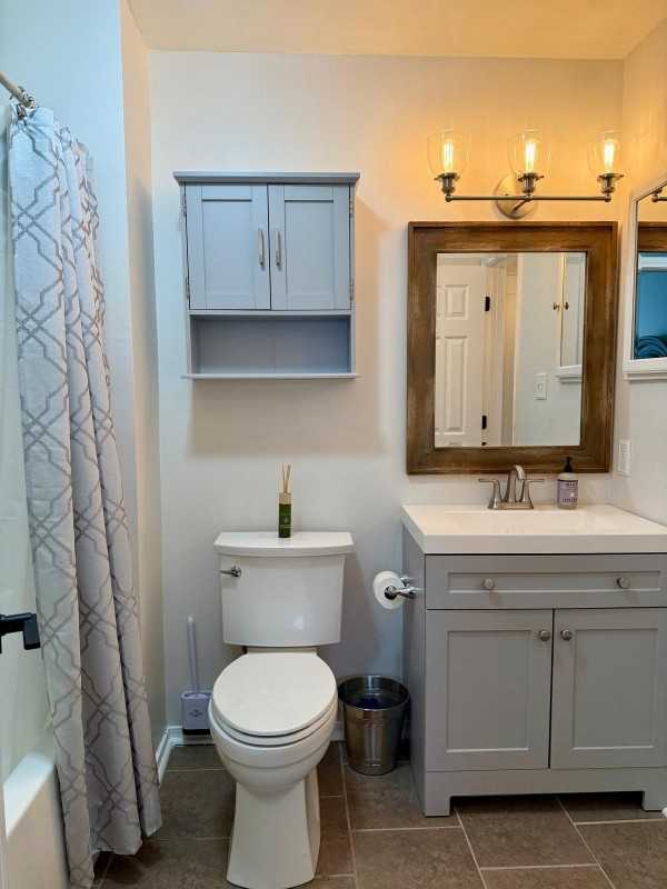 2932 Manhattan Blvd - Photo 7 of 11