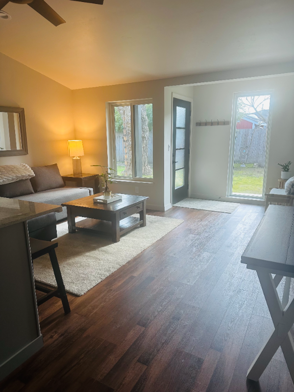 2908 58th St - Photo 3 of 11