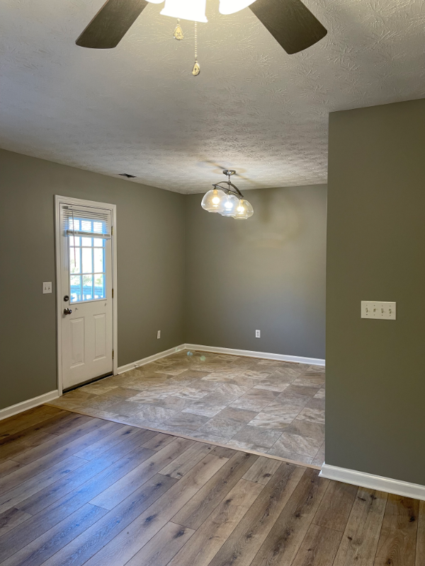 160 Red Hawk Dr - Photo 3 of 10