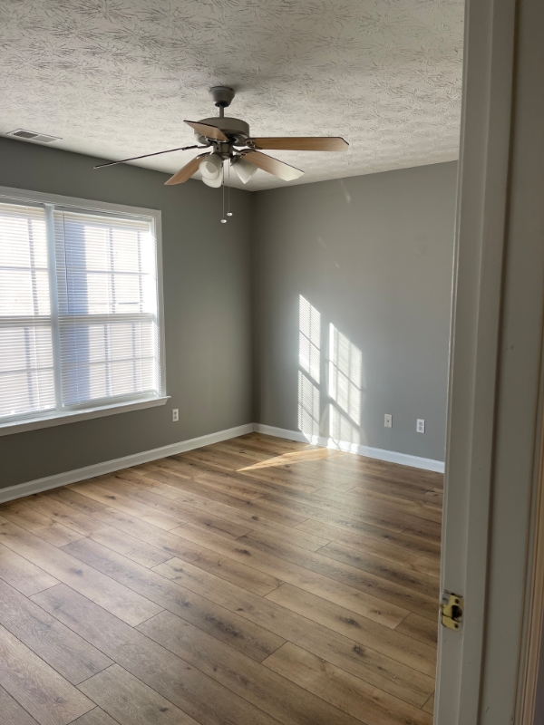 160 Red Hawk Dr - Photo 5 of 10