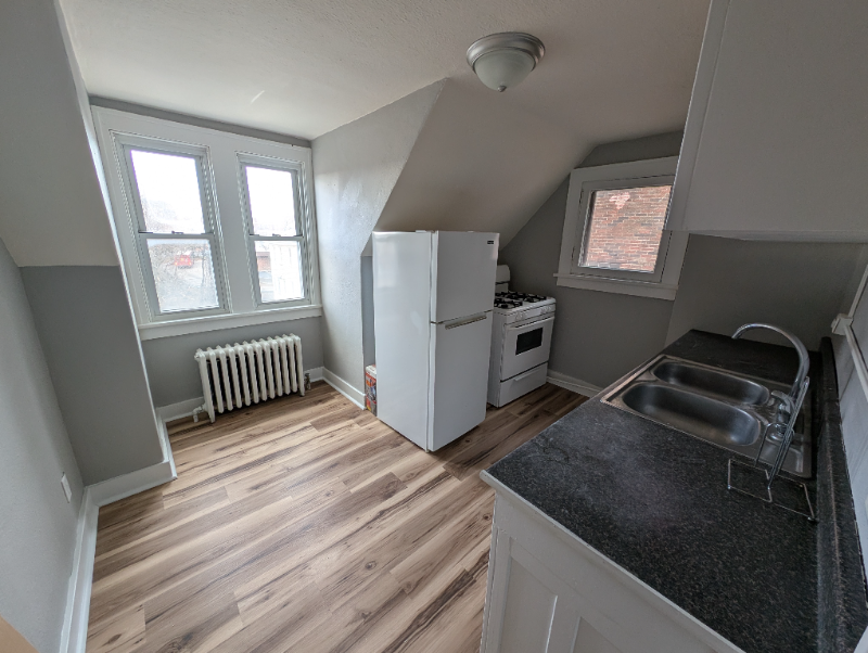 13 W Bellecrest Ave #3 - Photo 4 of 7