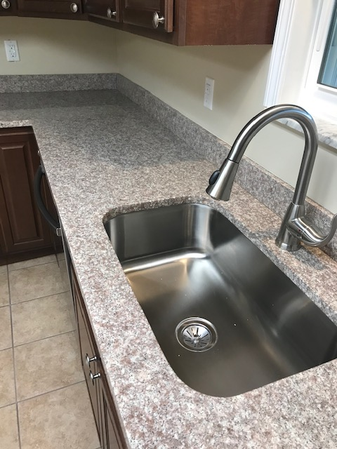 122 Ruth St #A - Photo 3 of 20