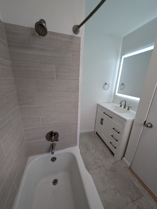 5504 Hays St #2 - Photo 6 of 10