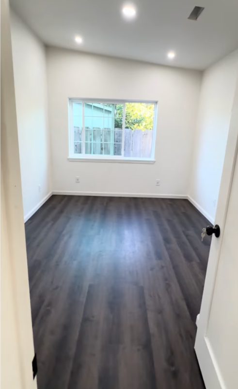 367 Chaparral St - Photo 6 of 13