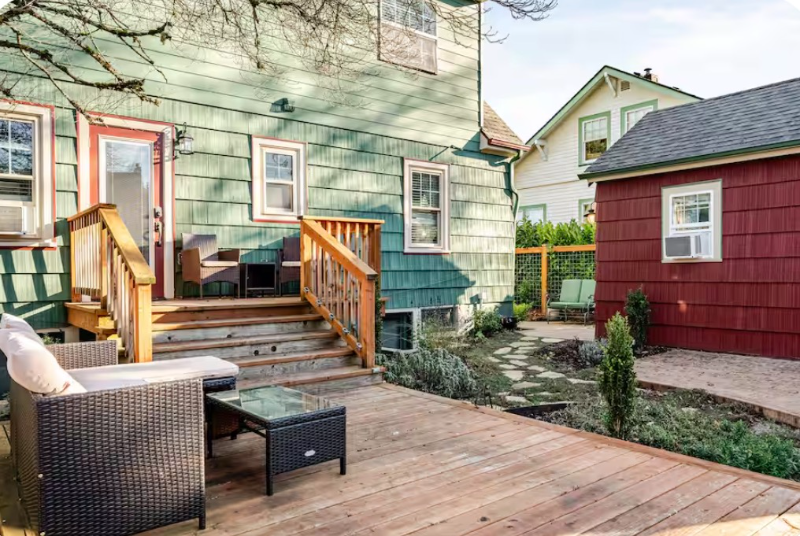 4325 Ne 42nd Ave #A - Photo 2 of 31