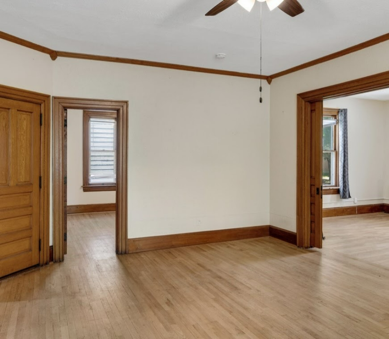 1128 6th St S #A - Photo 3 of 9