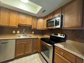 637 E Harwood St #1 - Photo 1 of 1