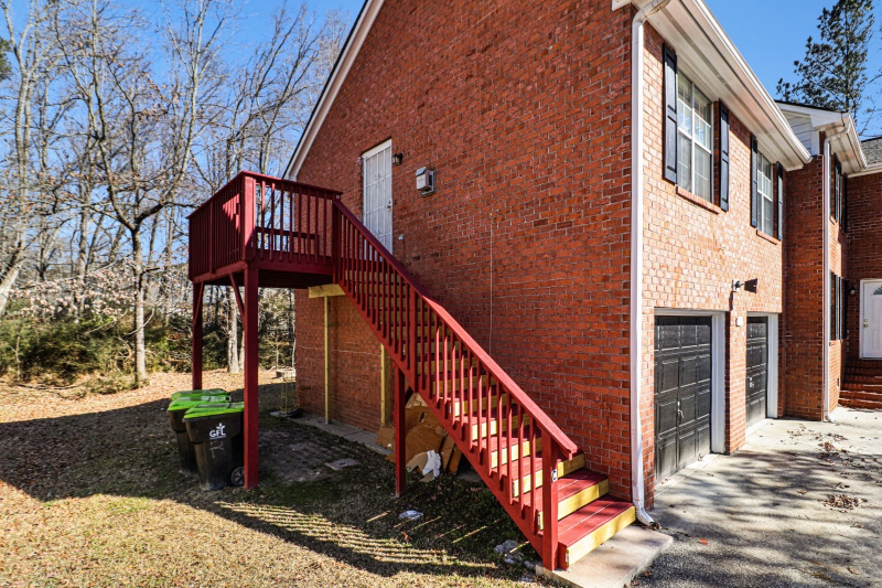 2031 Sitser Ln #C - Photo 2 of 13