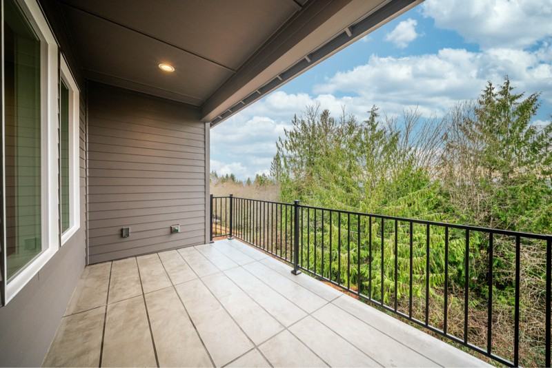 222 Curtis Dr - Photo 4 of 23