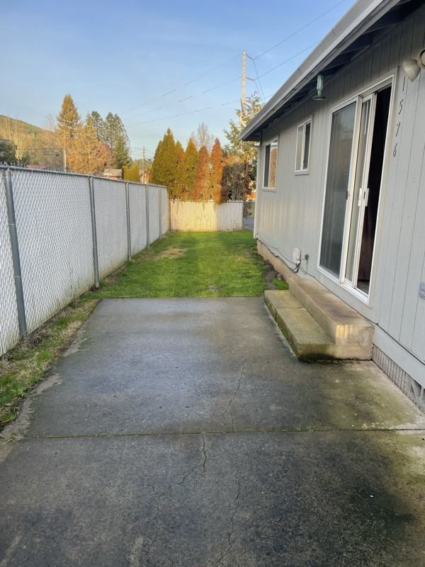 1576 E Central Ave - Photo 3 of 12