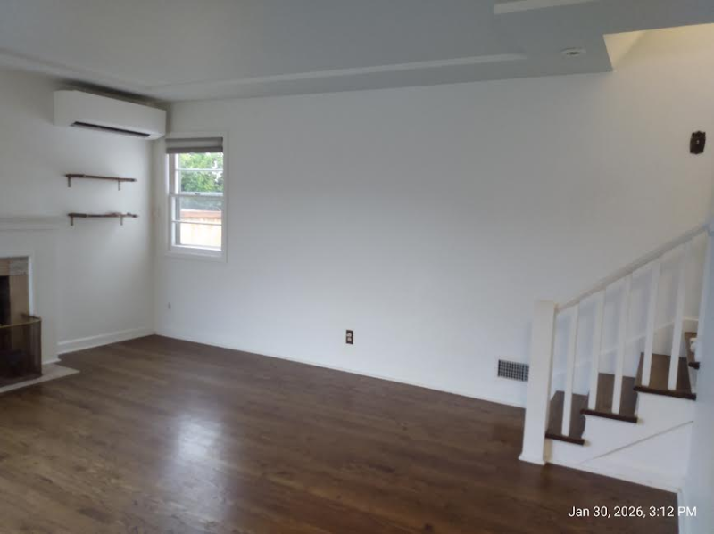 5253 N Bowdoin St - Photo 7 of 13