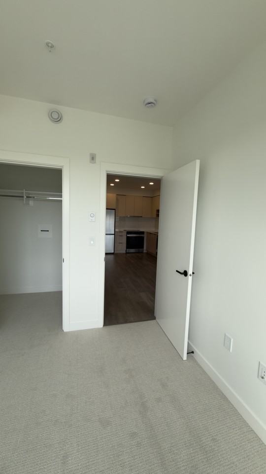 10485 139 Street #408 - Photo 3 of 10