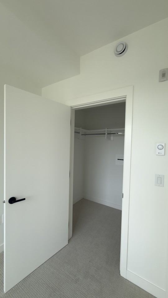 10485 139 Street #408 - Photo 5 of 10