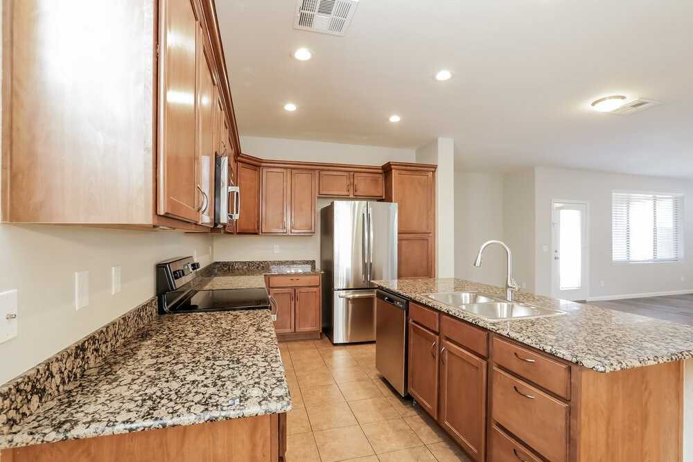 1722 S Roanoke St - Photo 7 of 17