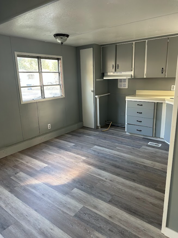 3625 S Douglas Ave #8 - Photo 2 of 9