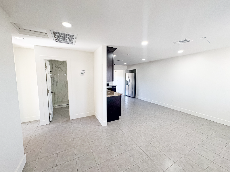 458 S Mulberry - Photo 3 of 20