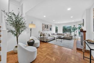 876 N Mayfair Ave - Photo 1 of 1