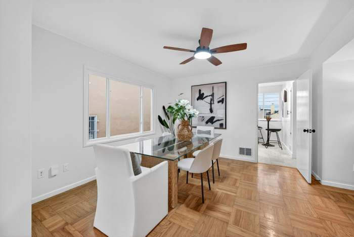 876 N Mayfair Ave - Photo 5 of 20