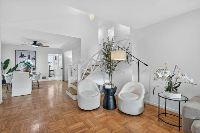 876 N Mayfair Ave - Photo 7 of 20