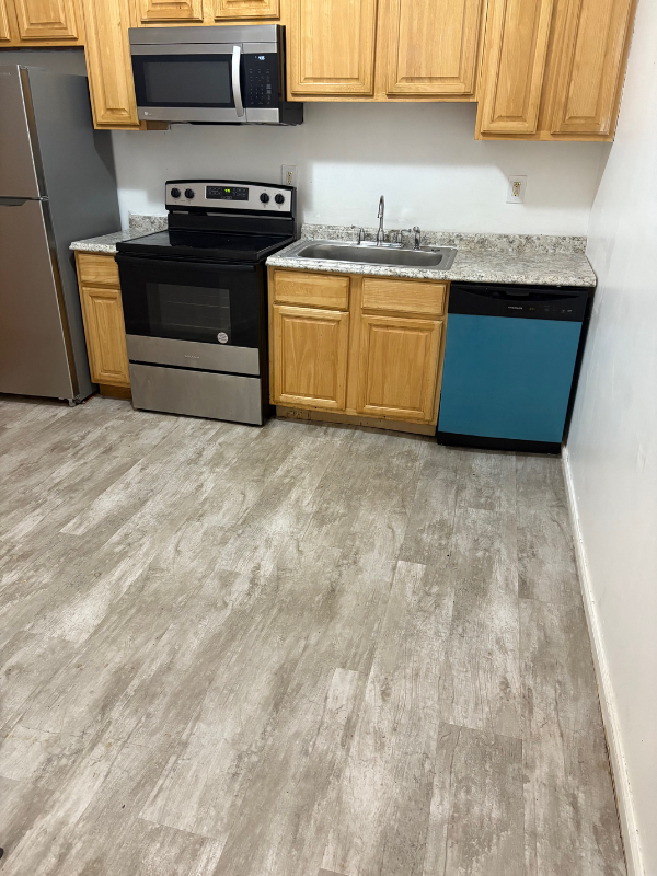 2351 N Park Ave #1 - Photo 6 of 9