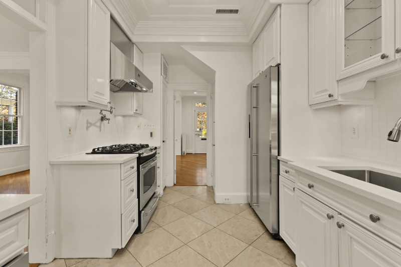 4115 38th St Nw - Photo 7 of 19