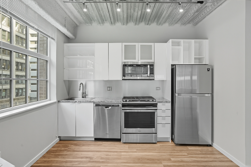 55 E Lake St - Photo 2 of 10