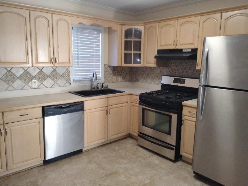 7 Farmer St - Photo 4 of 8