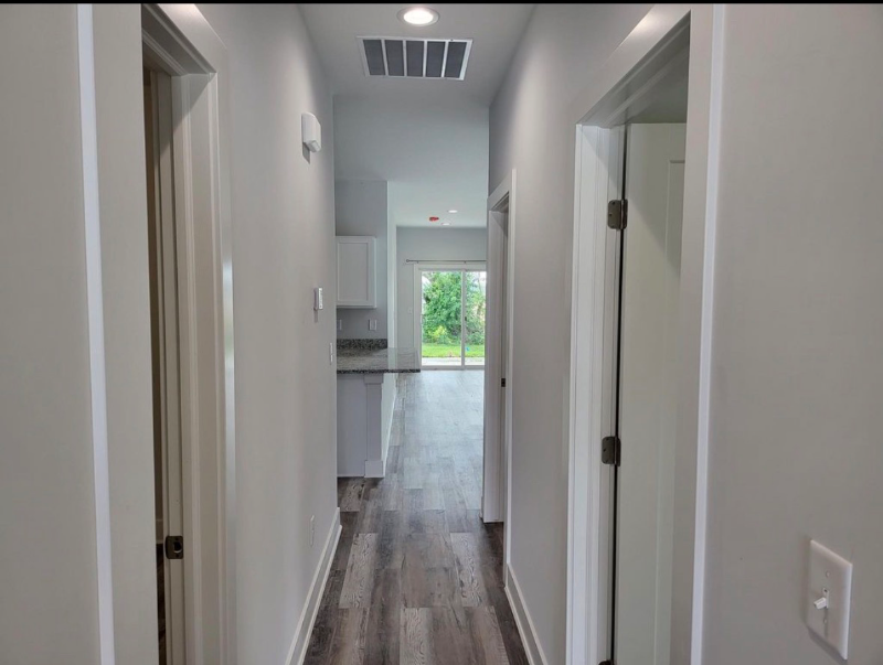 5450 Colburn Ct E - Photo 2 of 12