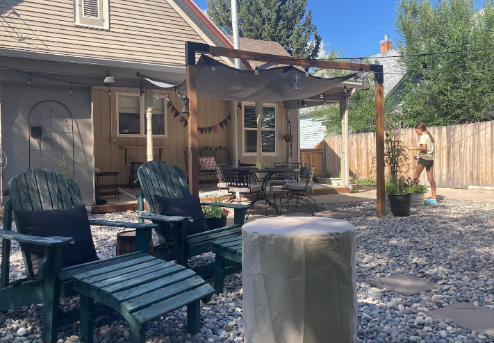 238 W Burkitt St - Photo 2 of 13