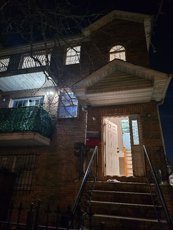 140 Pennsylvania Ave #2 - Photo 2 of 15