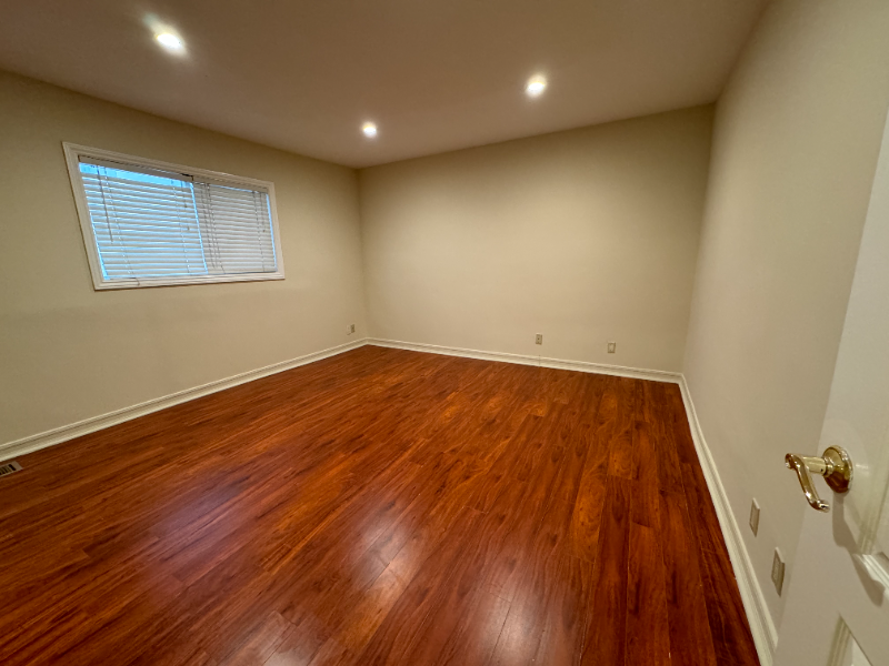 1937 Pelham Ave #2 - Photo 5 of 9