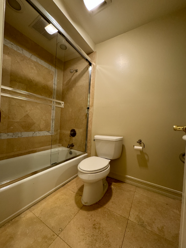 1937 Pelham Ave #2 - Photo 6 of 9