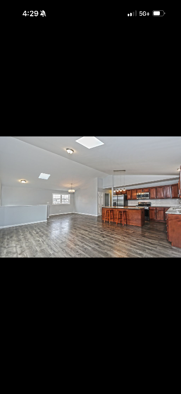 103 Gilbert St - Photo 5 of 20