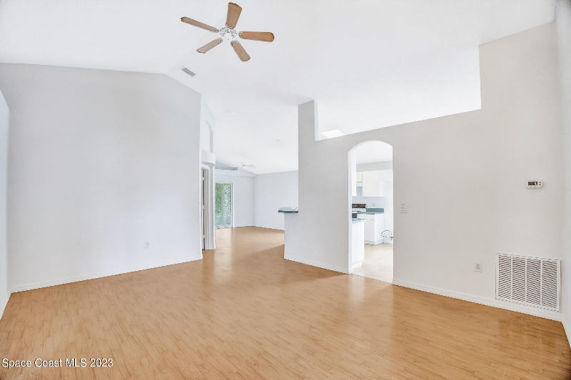 958 Pine Creek Cir Ne - Photo 2 of 14