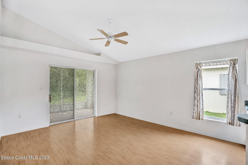 958 Pine Creek Cir Ne - Photo 3 of 14