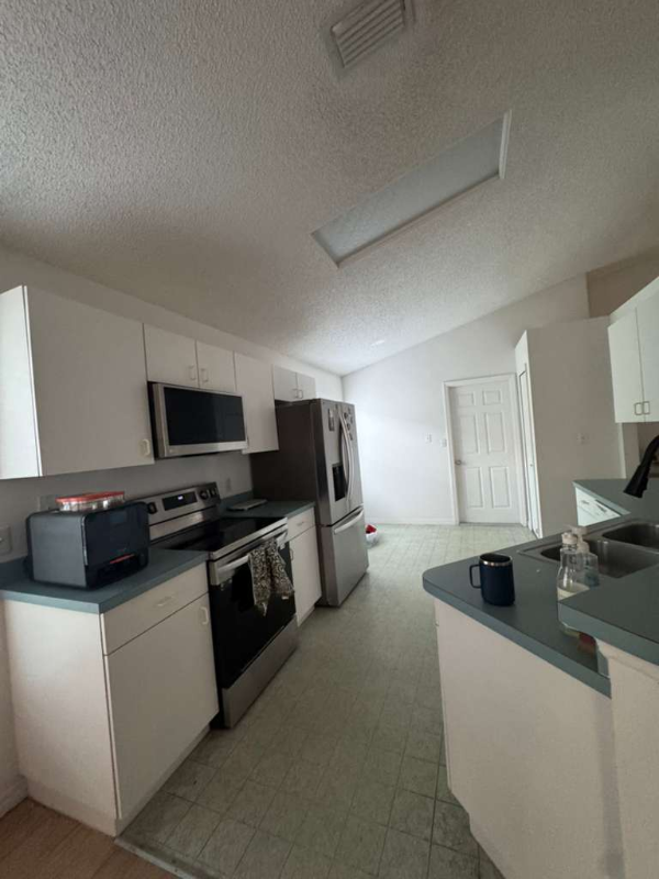 958 Pine Creek Cir Ne - Photo 4 of 14