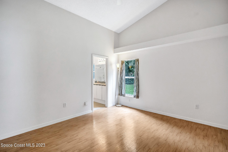 958 Pine Creek Cir Ne - Photo 5 of 14